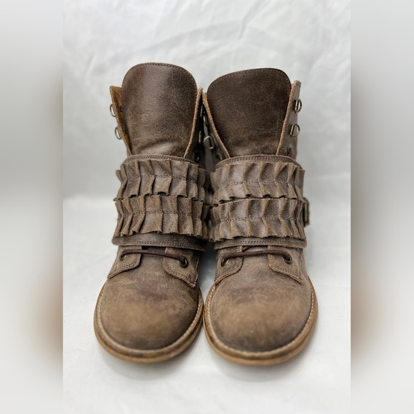 Steve Madden | Monett leather ruffle boots 8 - Picture 6 of 6